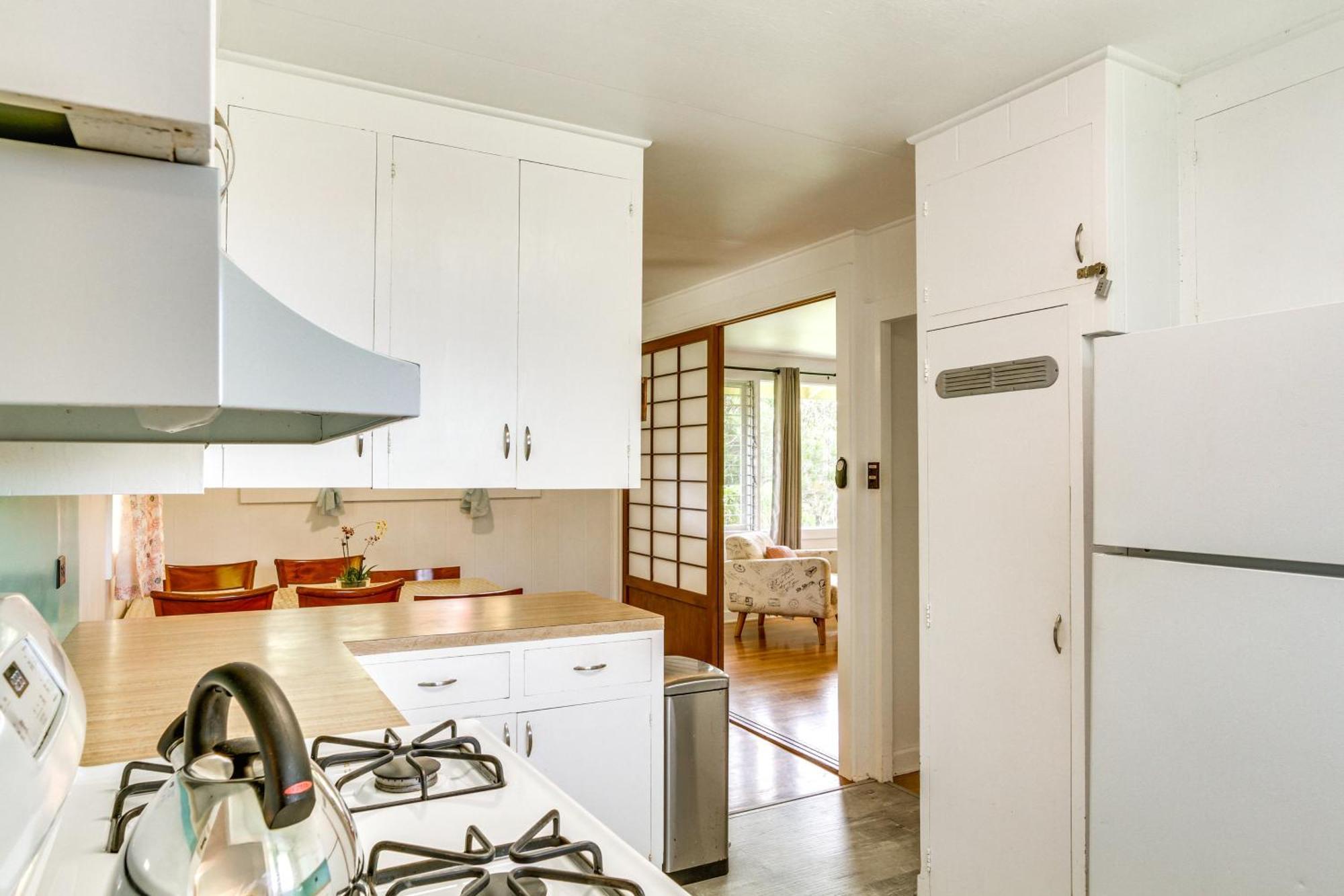 Charming Historic Hilo House Minutes To Beach! المظهر الخارجي الصورة